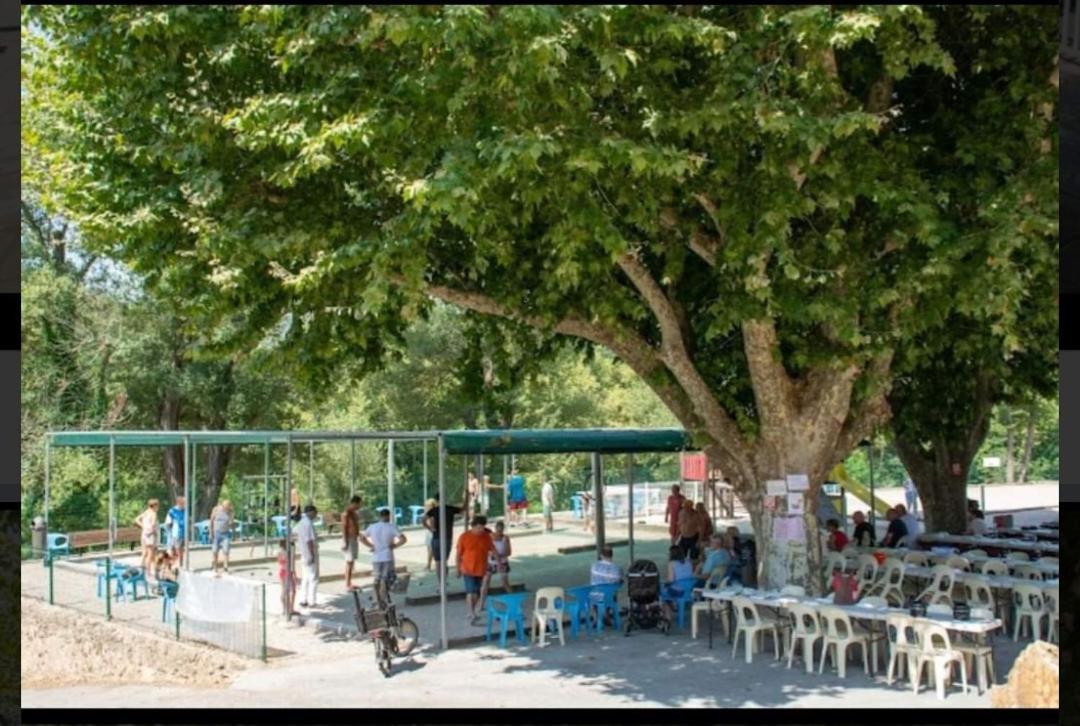 Mobil Home L'Eau Vive Les Arcs-sur-Argens Esterno foto
